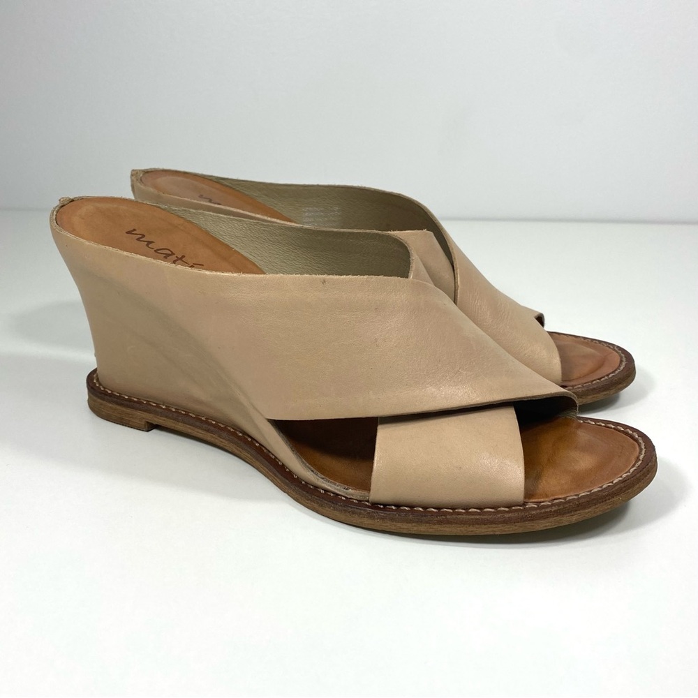Matisse Habitual Natural Tan Leather Slip-On Cross-Band Wedge Sandals Heels 8
